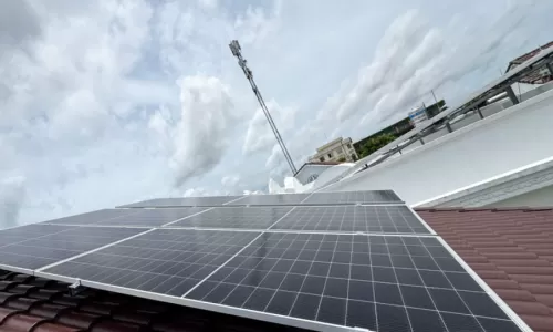 Hoàn thành lắp đặt hệ thống điện mặt trời 8kW cho chị Trang tại Cần Thơ