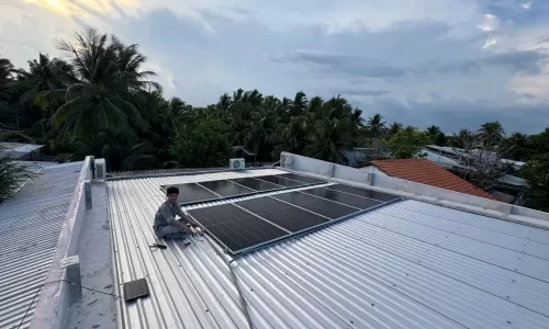 Lắp đặt điện năng lượng mặt trời