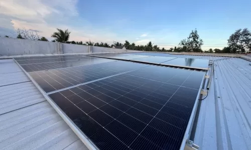 Điện mặt trời áp mái