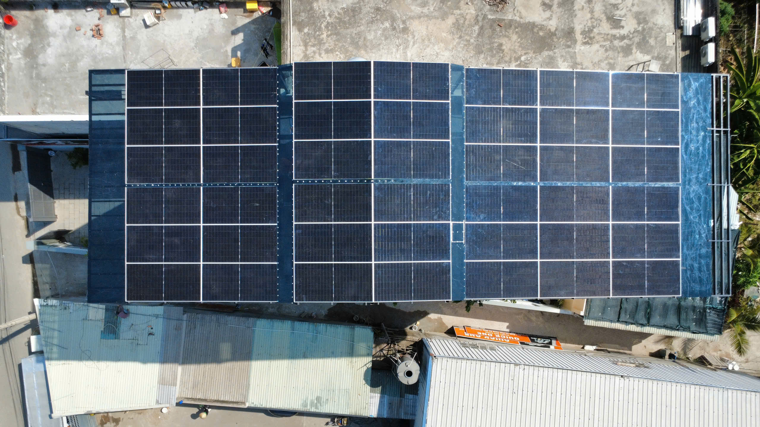 hệ thống điện mặt trời hoạt động như thế nào