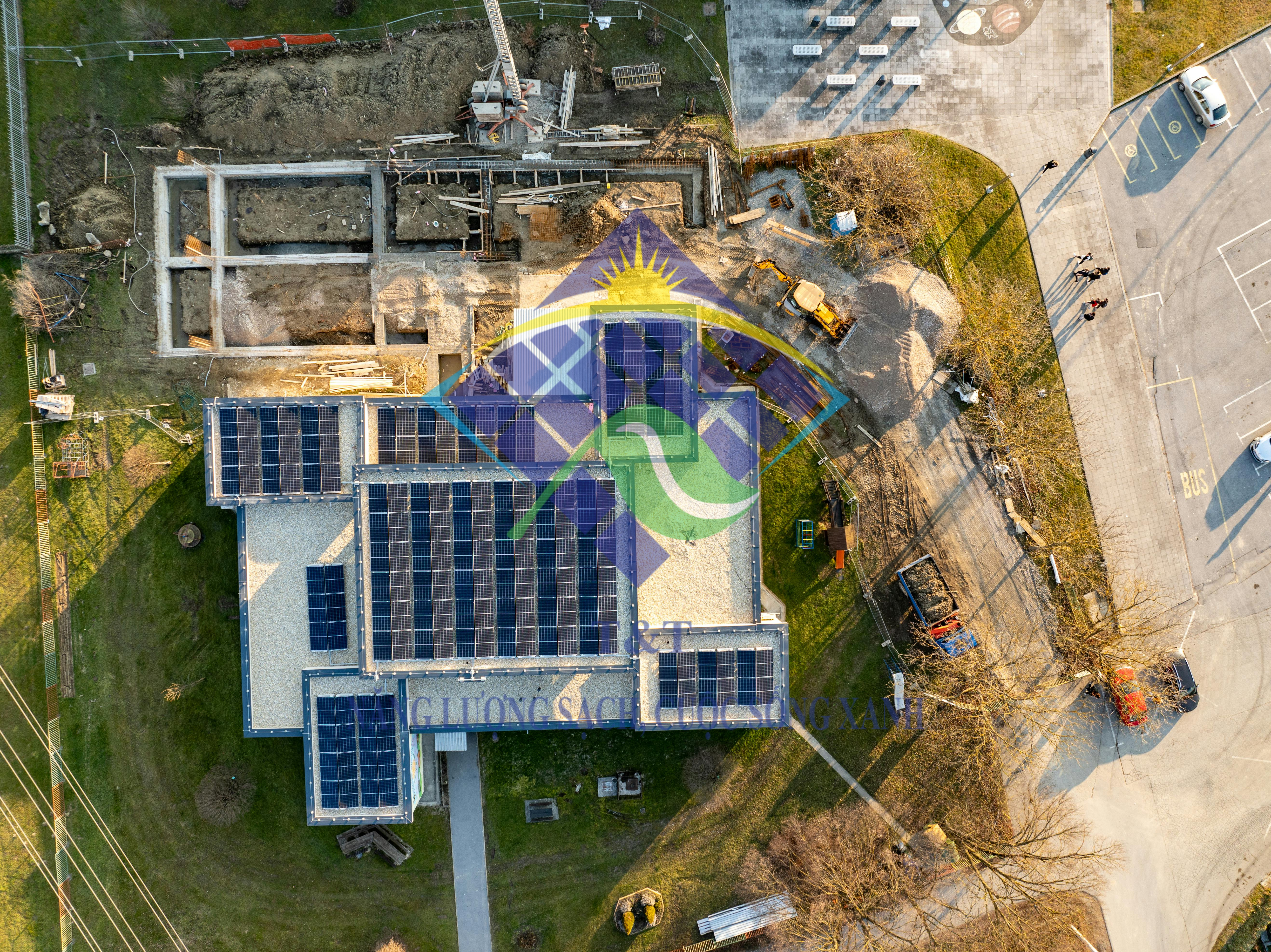 Jinko Solar: Giải pháp tiết kiệm điện năng