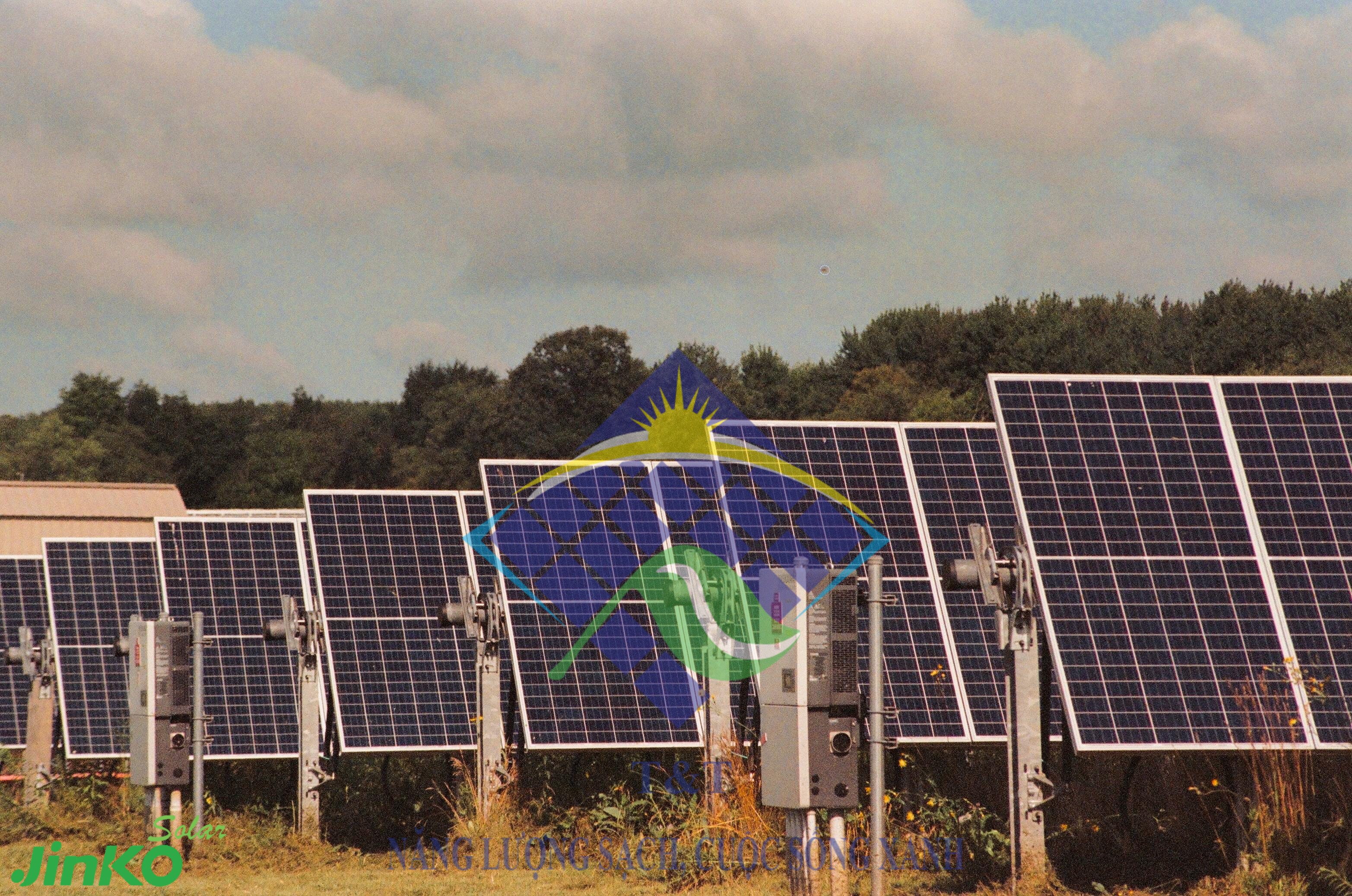 Jinko Solar tấm pin năng lượng mặt trời chất lượng
