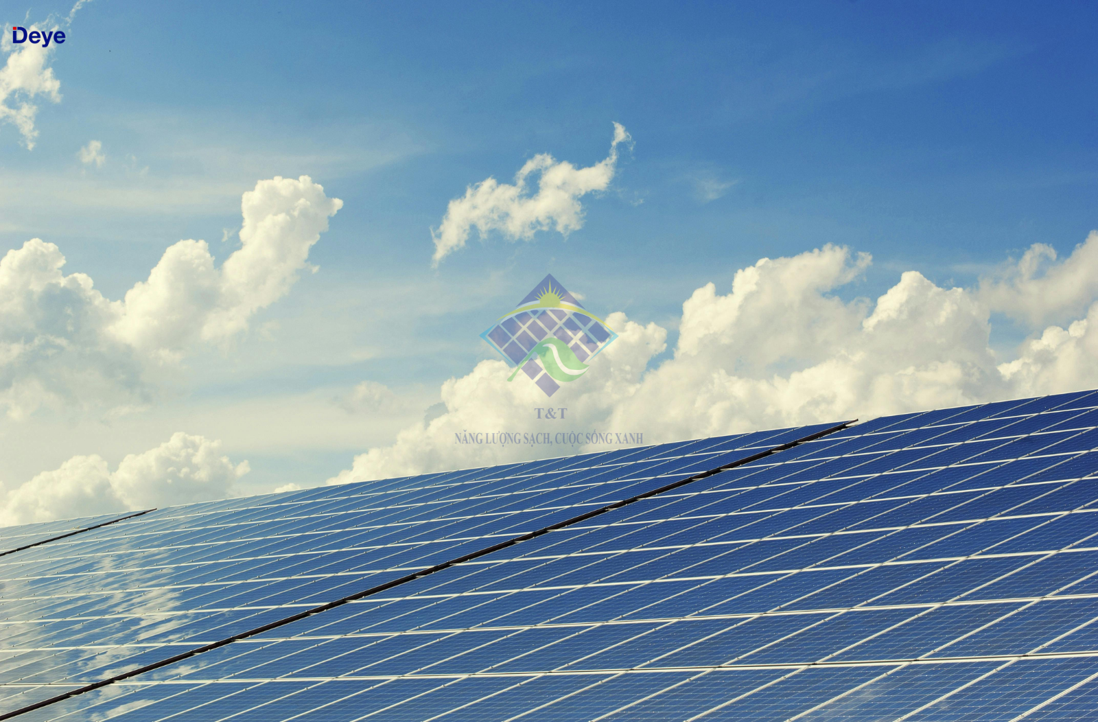 Pin lưu trữ Deye cho dự án năng lượng mặt trời lớn