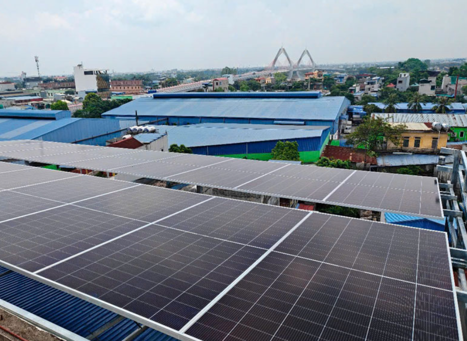 Hoàn thành hệ thống điện năng lượng mặt trời 20kW 3 pha áp cao cho anh Tuấn tại quận 8