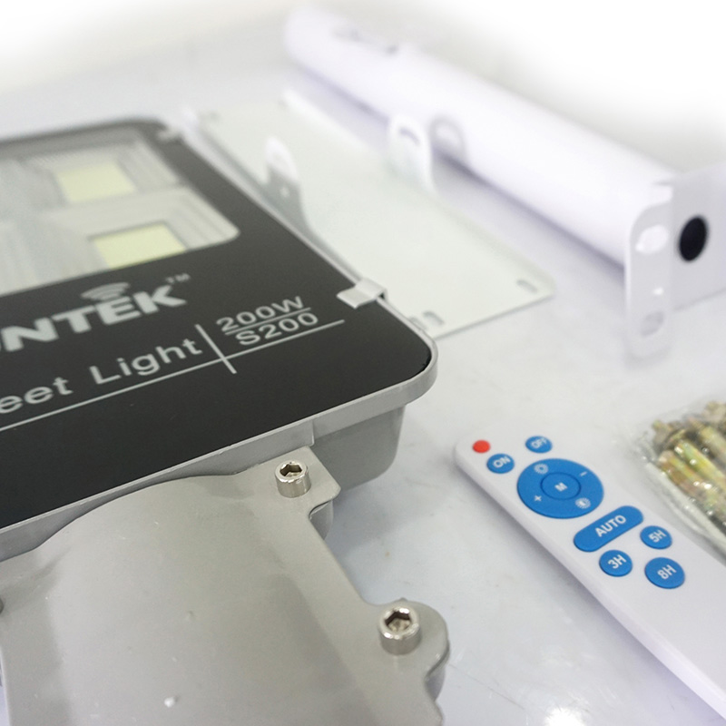 SUNTEK LED SOLAR S200